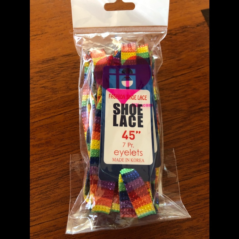 Rainbow shoelaces